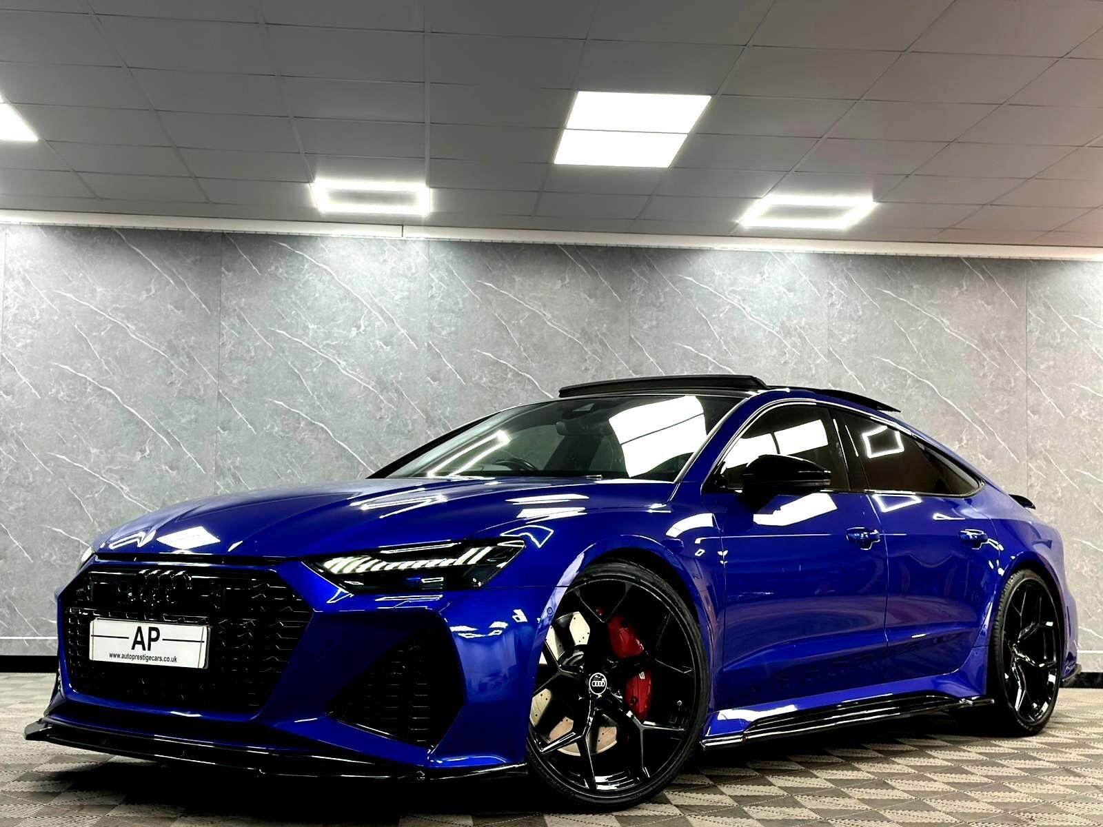 Audi RS7 secondary view